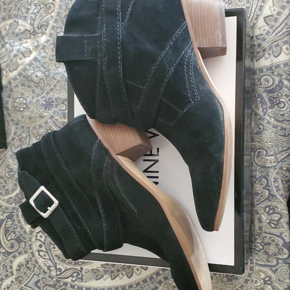 Nine West Black Suede Leather Booties Size 10